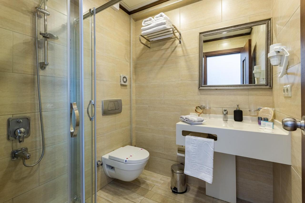 Menar Hotel&Suites -Old City Sultanahmet อิสตันบูล ภายนอก รูปภาพ